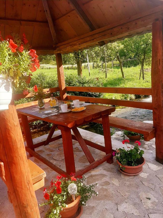 Guest House Mila Plitvicki Ljeskovac Dış mekan fotoğraf